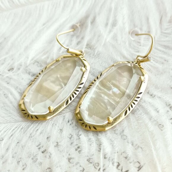 Kendra Scott Elle Vintage Abalone Gold Etch Frame Earrings - Picture 3 of 4